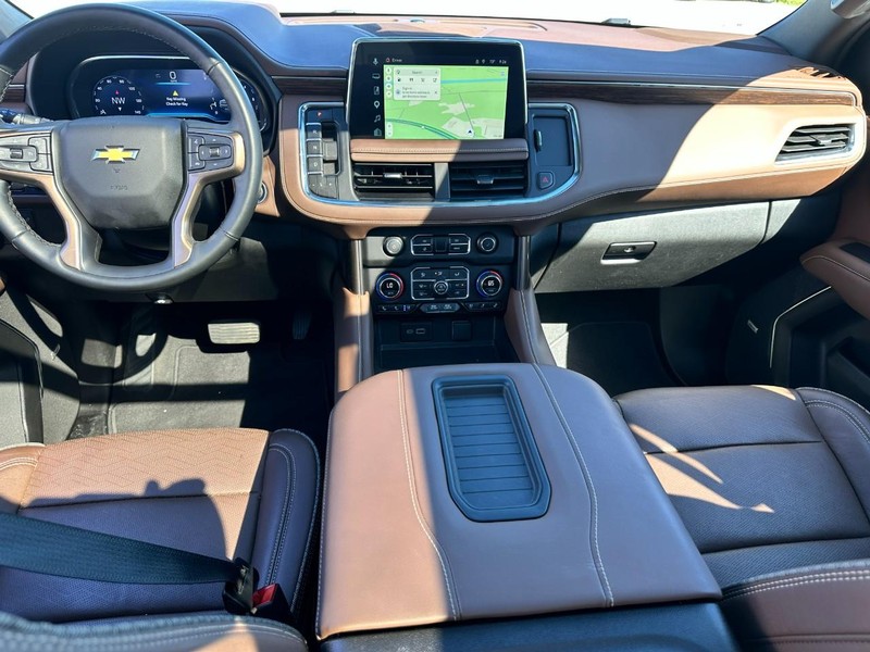 Chevrolet Tahoe Vehicle Full-screen Gallery Image 13