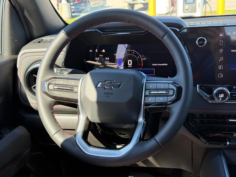 Chevrolet Colorado Vehicle Full-screen Gallery Image 7