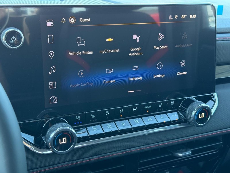 Chevrolet Colorado Vehicle Full-screen Gallery Image 11
