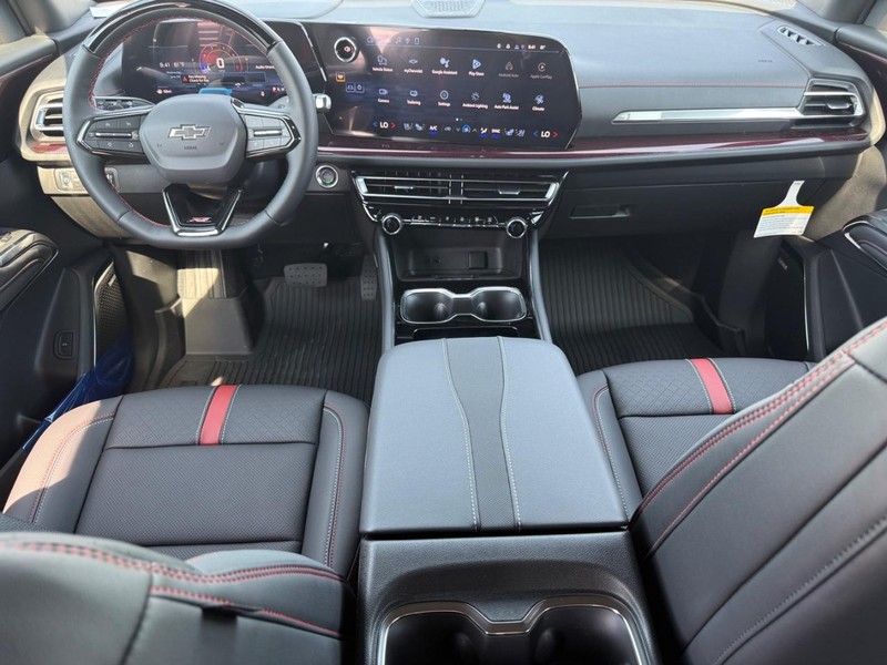 Chevrolet Traverse Vehicle Full-screen Gallery Image 8