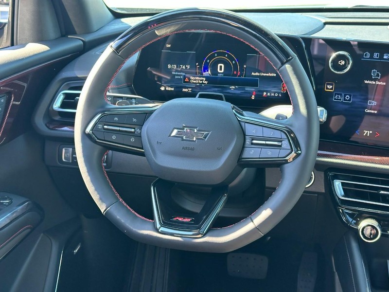 Chevrolet Traverse Vehicle Full-screen Gallery Image 9