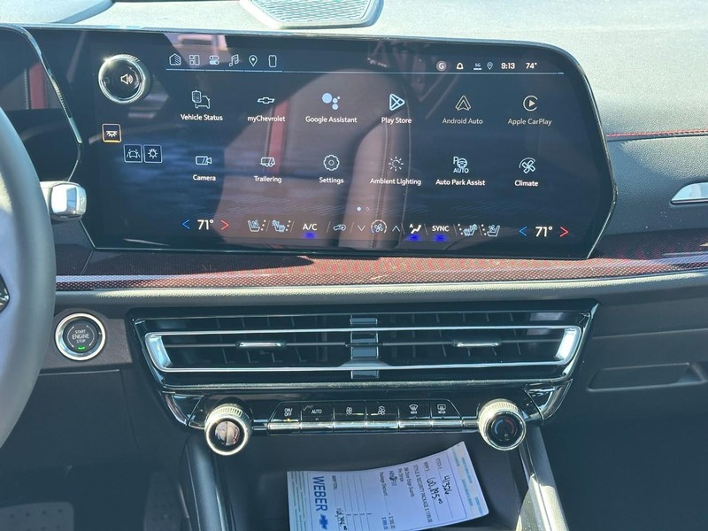 Chevrolet Traverse Vehicle Full-screen Gallery Image 10