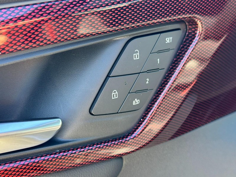 Chevrolet Traverse Vehicle Full-screen Gallery Image 13