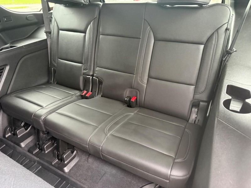 Chevrolet Tahoe Vehicle Full-screen Gallery Image 10