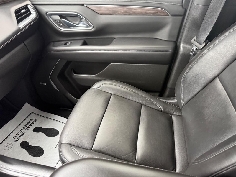 Chevrolet Tahoe Vehicle Full-screen Gallery Image 21