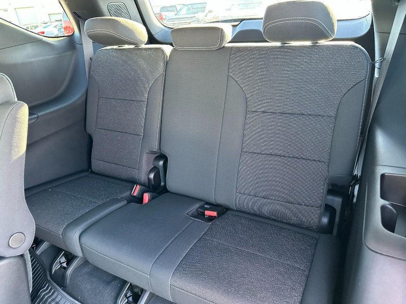 Chevrolet Traverse Vehicle Full-screen Gallery Image 5