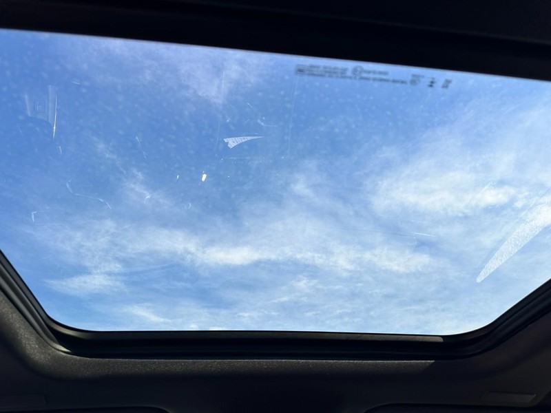Chevrolet Traverse Vehicle Full-screen Gallery Image 7