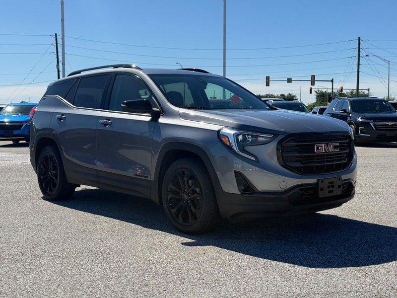 GMC Terrain Vehicle Full-screen Gallery Image 8