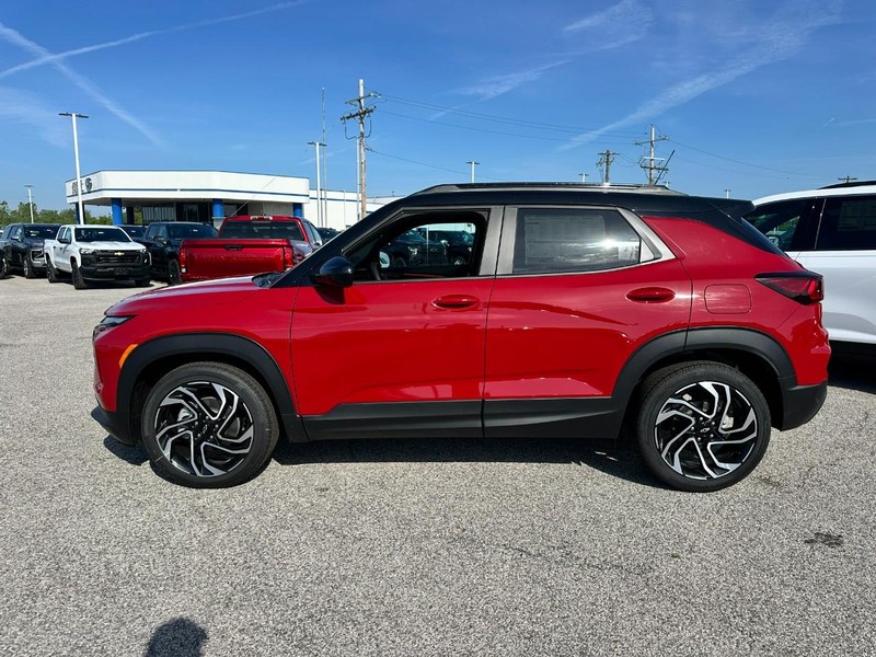Chevrolet TrailBlazer Vehicle Full-screen Gallery Image 2