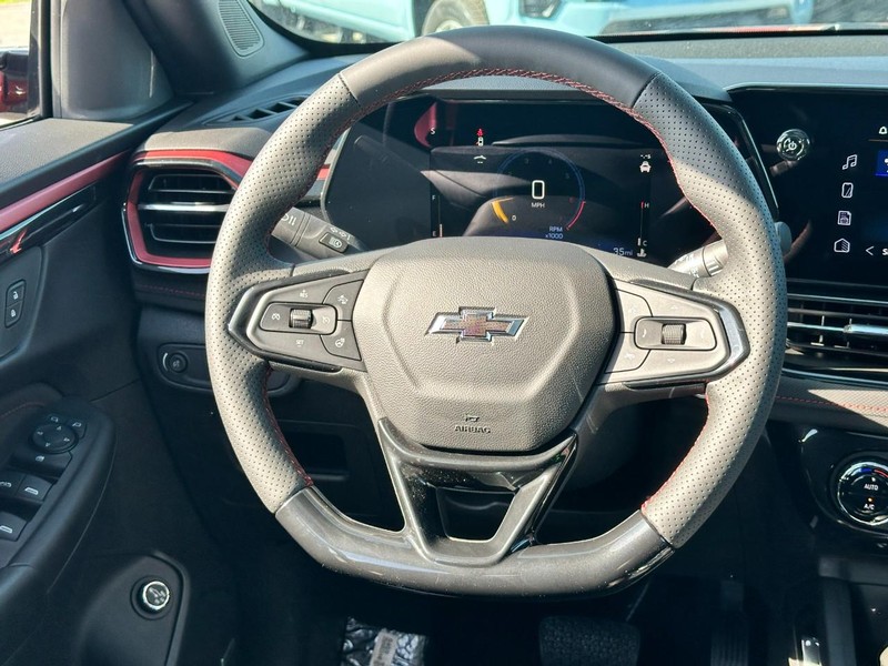 Chevrolet TrailBlazer Vehicle Full-screen Gallery Image 7
