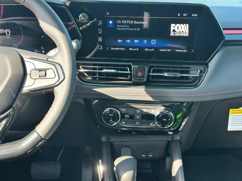 Chevrolet TrailBlazer Vehicle Full-screen Gallery Image 8