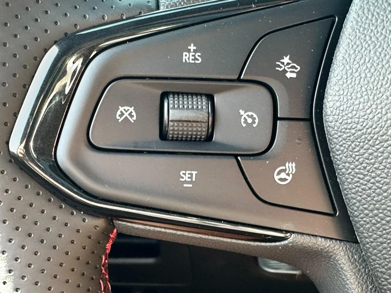 Chevrolet TrailBlazer Vehicle Full-screen Gallery Image 12