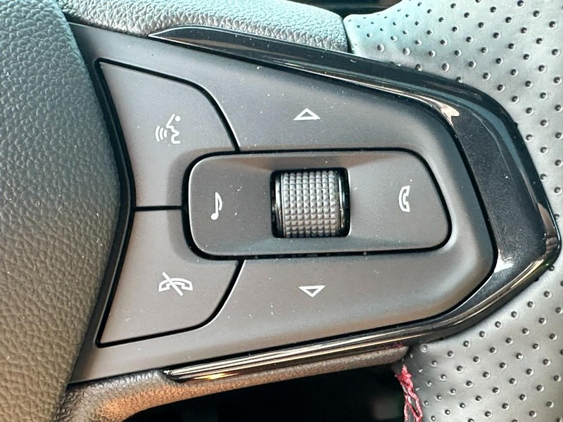 Chevrolet TrailBlazer Vehicle Full-screen Gallery Image 13