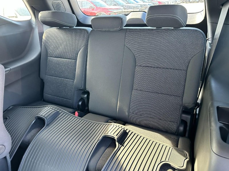 Chevrolet Traverse Vehicle Full-screen Gallery Image 5