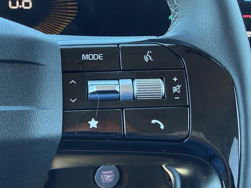 Kia Sorento Vehicle Full-screen Gallery Image 15