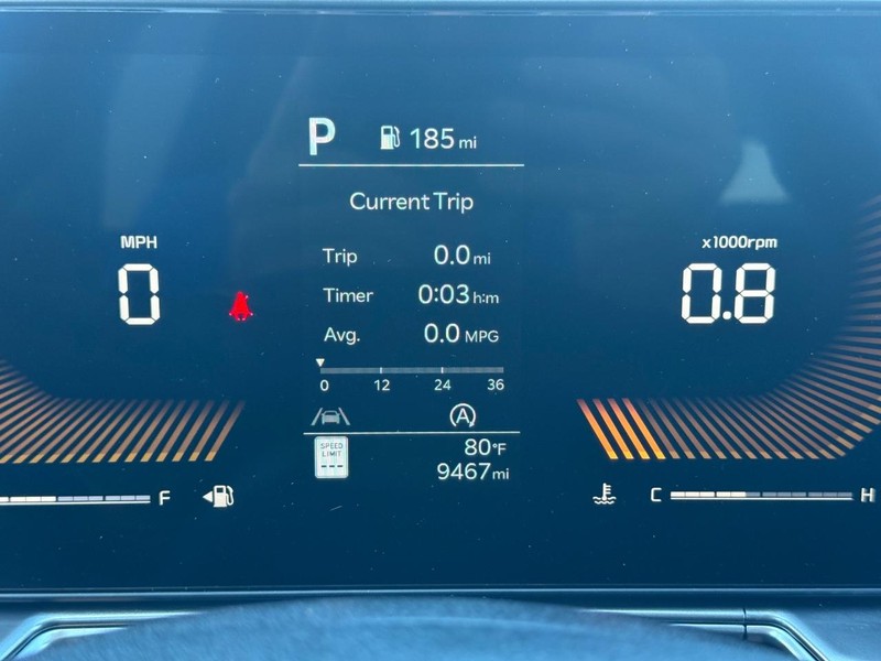 Kia Sorento Vehicle Full-screen Gallery Image 22