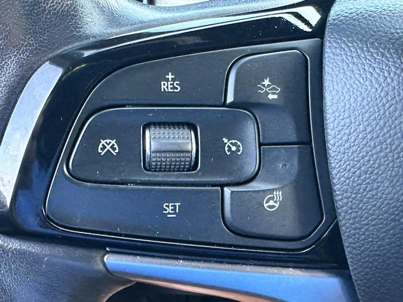 Buick Enclave Vehicle Full-screen Gallery Image 20
