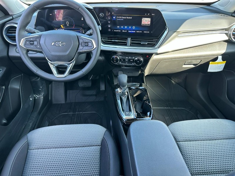 Chevrolet Trax Vehicle Full-screen Gallery Image 5