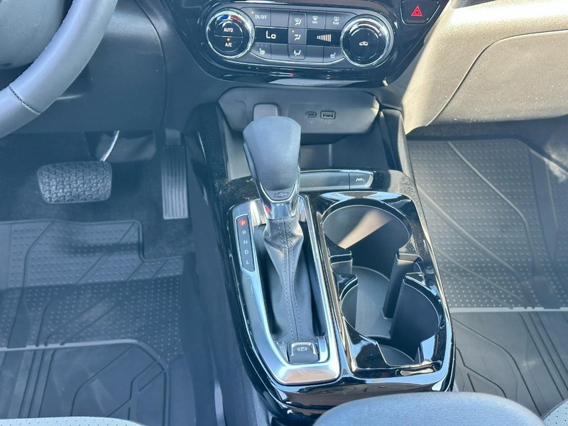 Chevrolet Trax Vehicle Full-screen Gallery Image 8