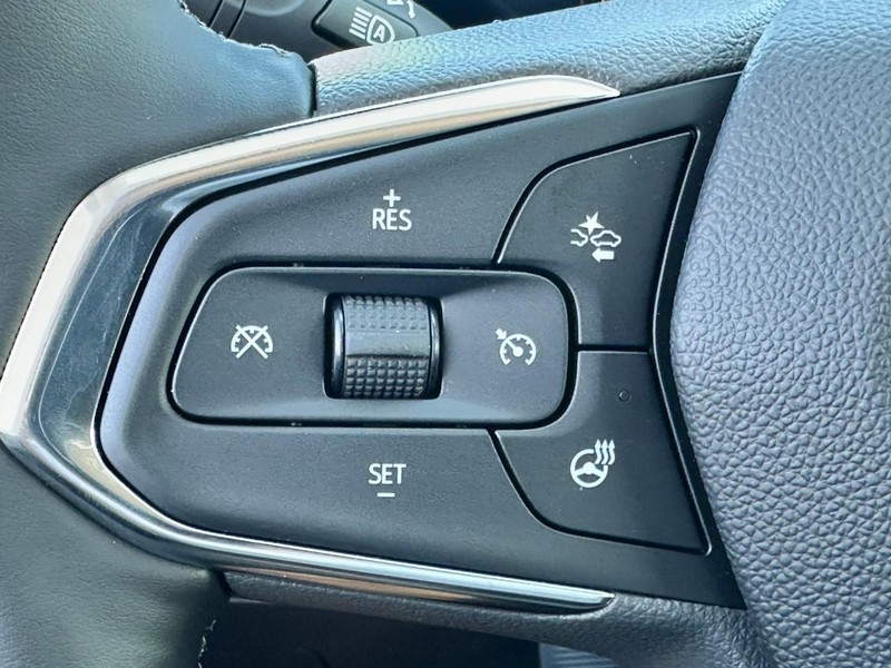 Chevrolet Trax Vehicle Full-screen Gallery Image 11