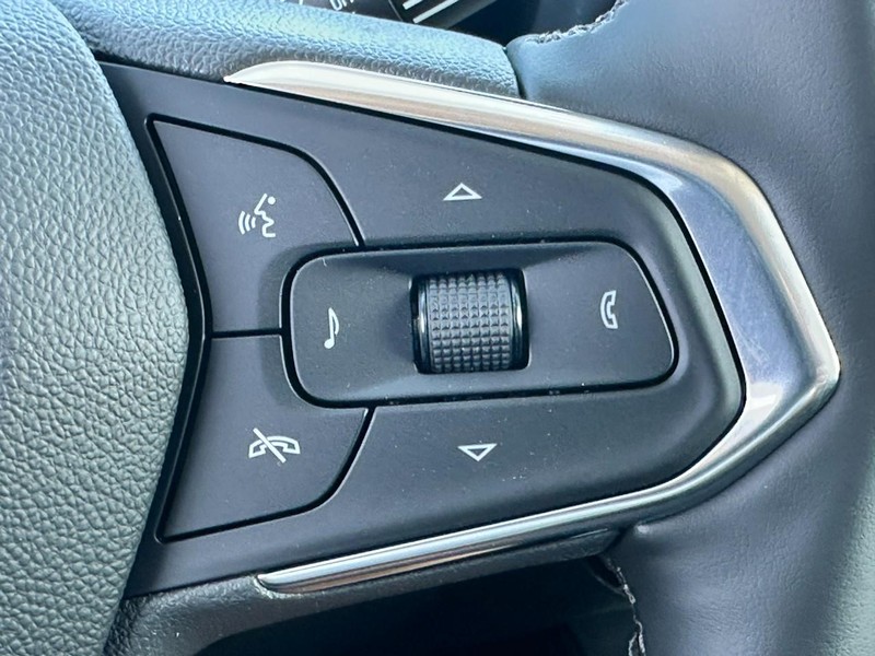 Chevrolet Trax Vehicle Full-screen Gallery Image 12