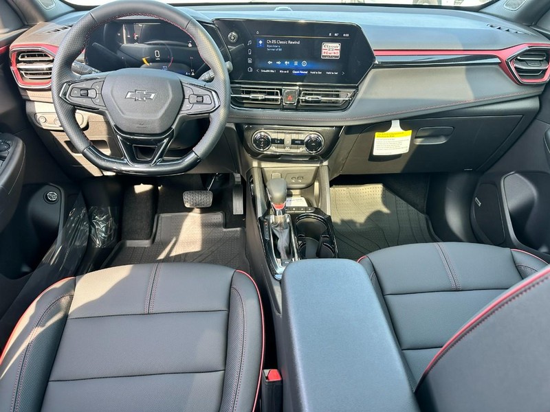 Chevrolet TrailBlazer Vehicle Full-screen Gallery Image 6
