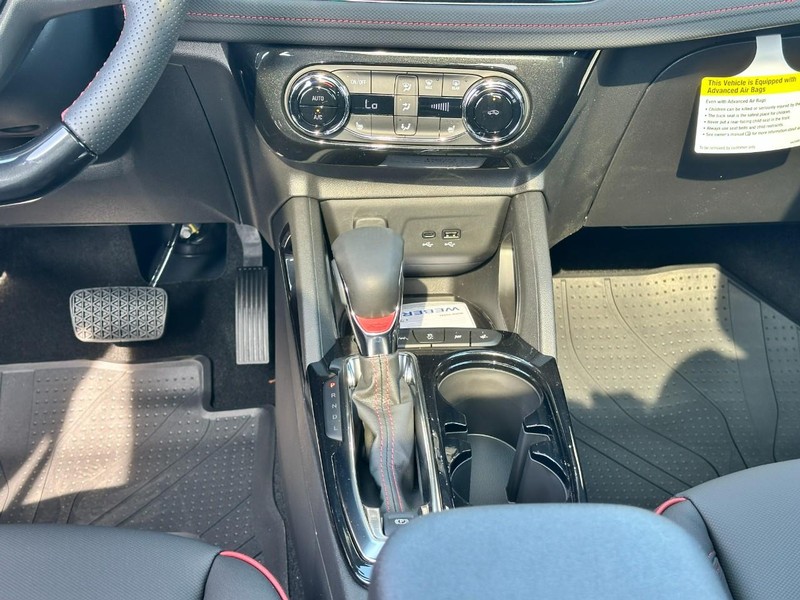 Chevrolet TrailBlazer Vehicle Full-screen Gallery Image 9