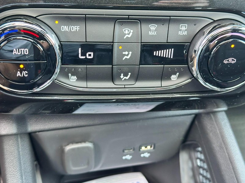 Chevrolet TrailBlazer Vehicle Full-screen Gallery Image 14