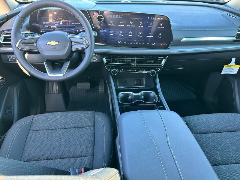 Chevrolet Traverse Vehicle Full-screen Gallery Image 6