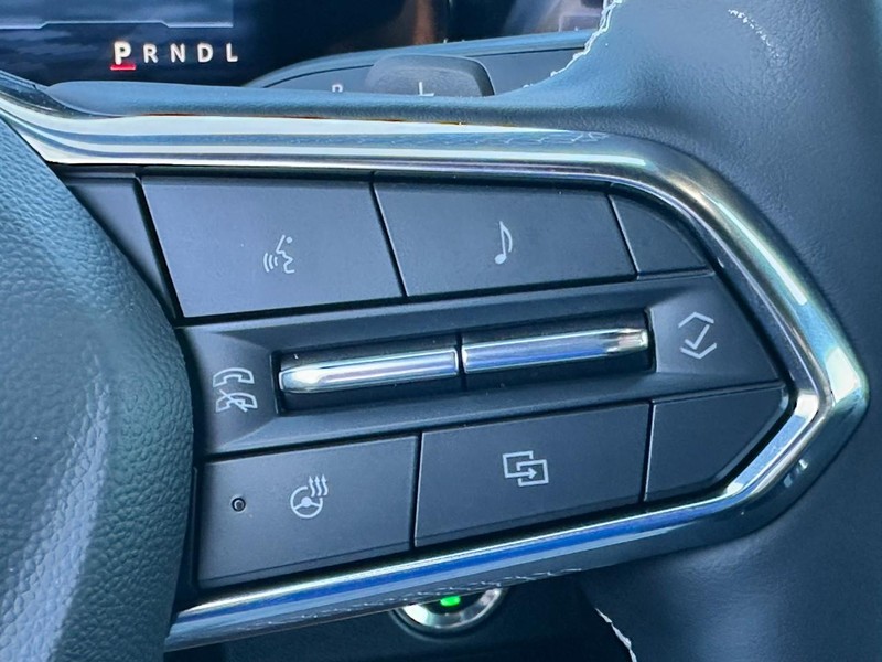 Chevrolet Traverse Vehicle Full-screen Gallery Image 13