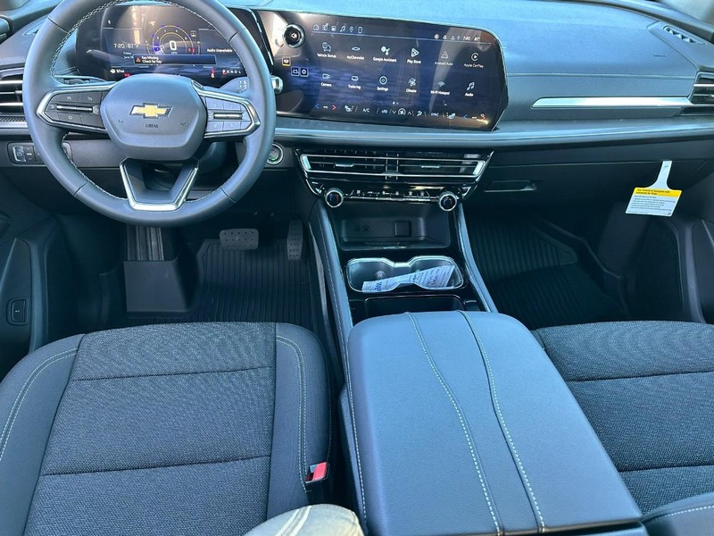 Chevrolet Traverse Vehicle Full-screen Gallery Image 6