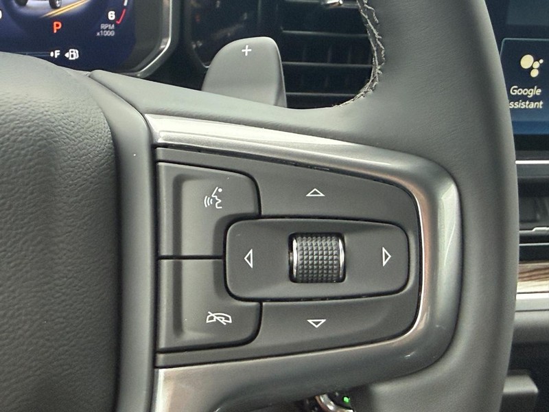 Chevrolet Silverado 1500 Vehicle Full-screen Gallery Image 9