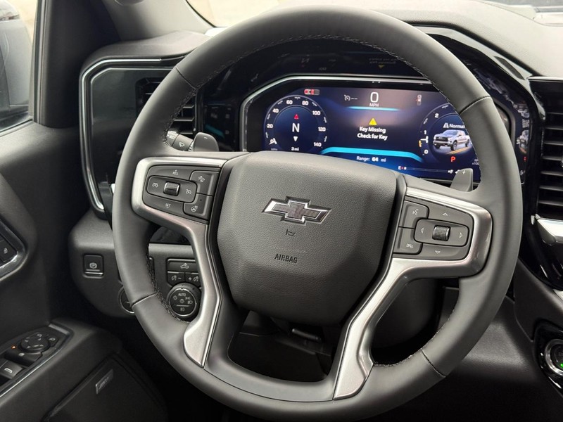 Chevrolet Silverado 1500 Vehicle Full-screen Gallery Image 7