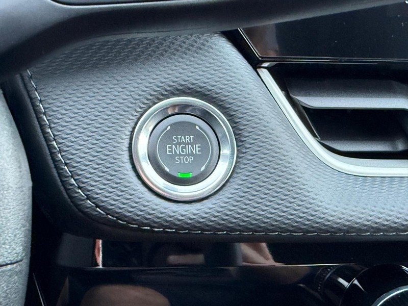 Chevrolet Equinox Vehicle Full-screen Gallery Image 10