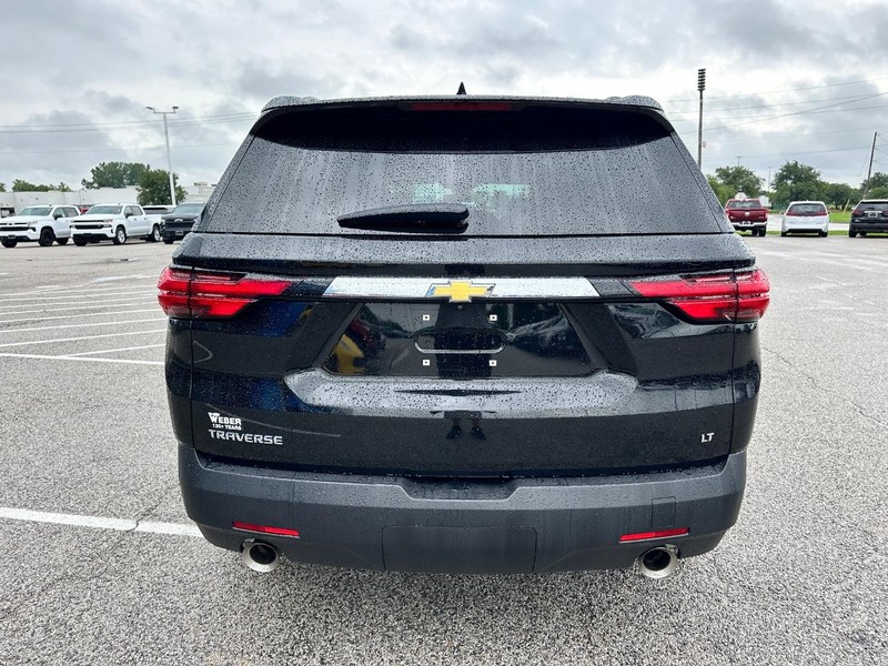 Chevrolet Traverse Vehicle Full-screen Gallery Image 4
