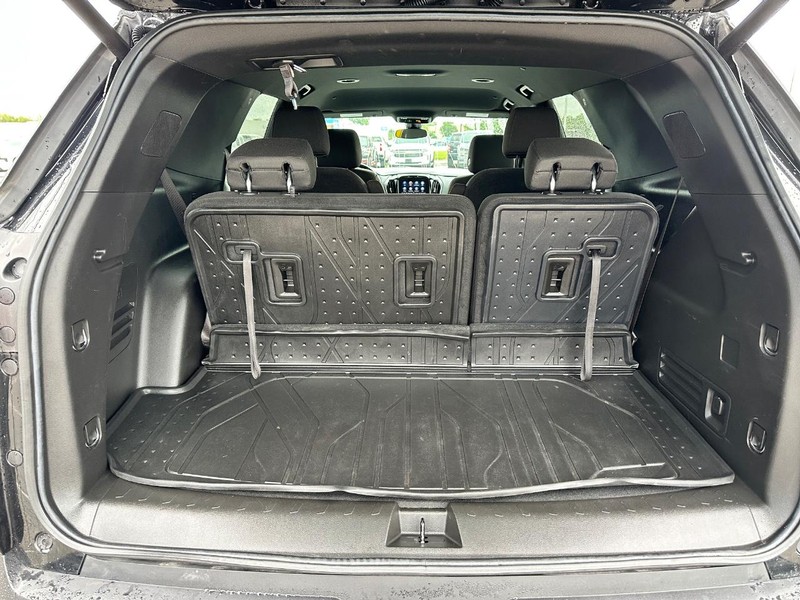 Chevrolet Traverse Vehicle Full-screen Gallery Image 5
