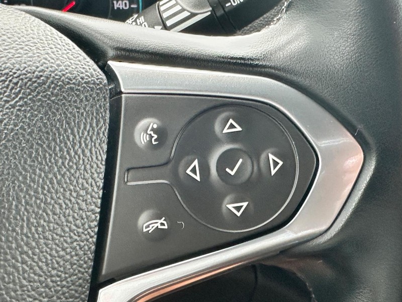 Chevrolet Traverse Vehicle Full-screen Gallery Image 20