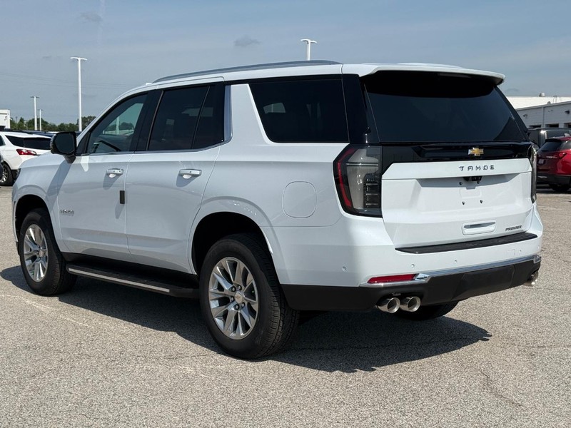 Chevrolet Tahoe Vehicle Full-screen Gallery Image 3