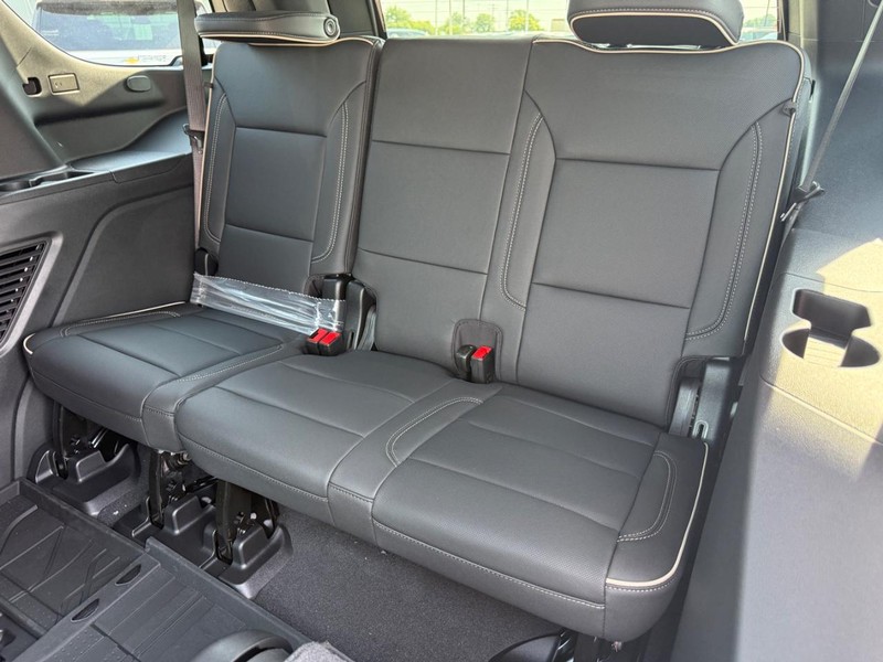 Chevrolet Tahoe Vehicle Full-screen Gallery Image 5