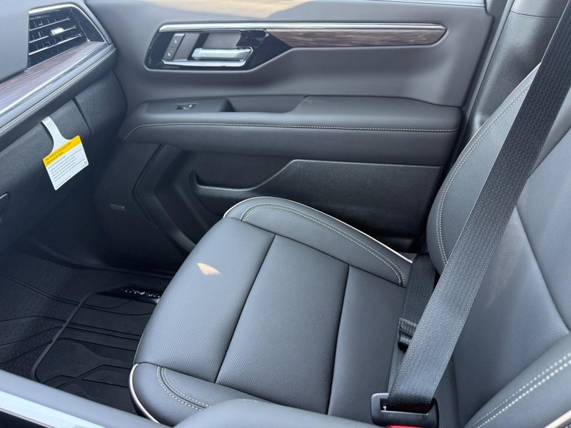 Chevrolet Tahoe Vehicle Full-screen Gallery Image 20