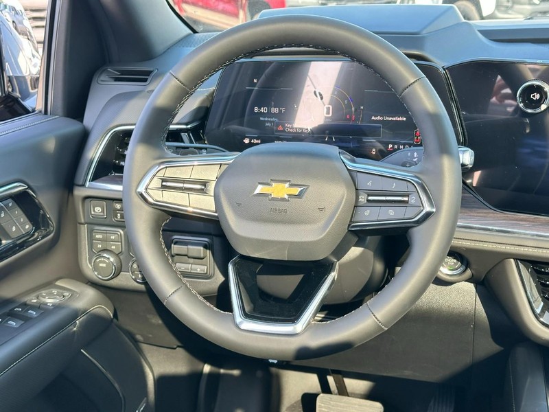 Chevrolet Tahoe Vehicle Full-screen Gallery Image 11