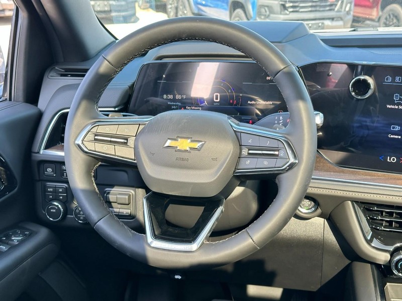 Chevrolet Tahoe Vehicle Full-screen Gallery Image 9