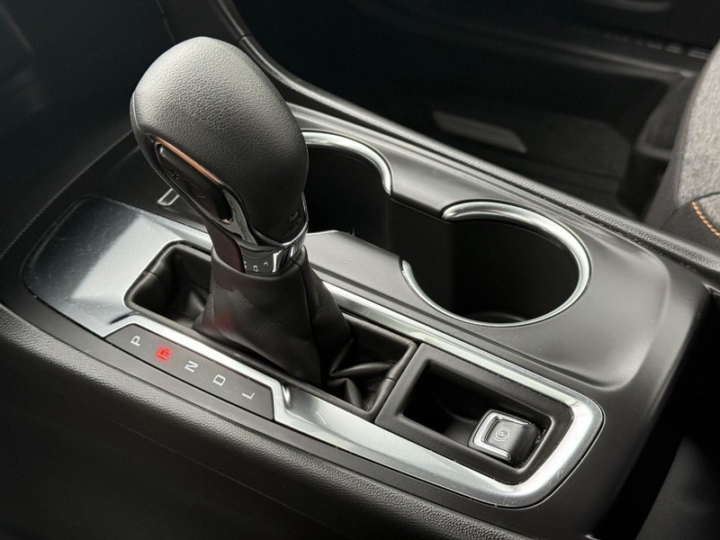 Chevrolet Equinox Vehicle Full-screen Gallery Image 19