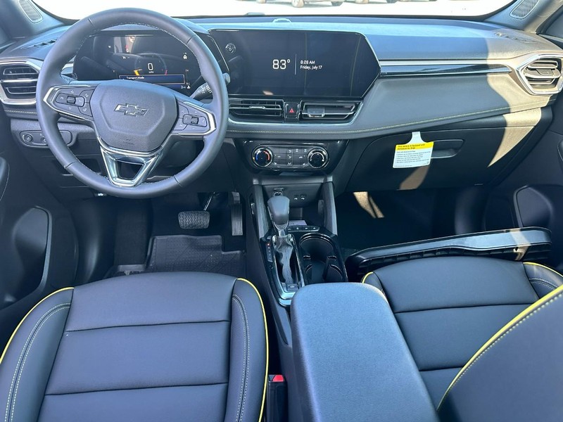Chevrolet TrailBlazer Vehicle Full-screen Gallery Image 4