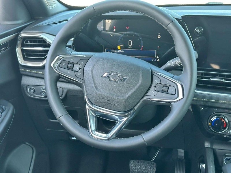 Chevrolet TrailBlazer Vehicle Full-screen Gallery Image 5