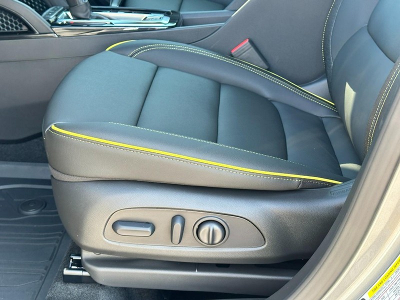 Chevrolet TrailBlazer Vehicle Full-screen Gallery Image 9