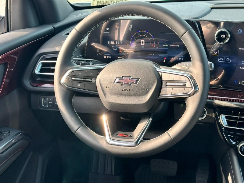 Chevrolet Traverse Vehicle Full-screen Gallery Image 8