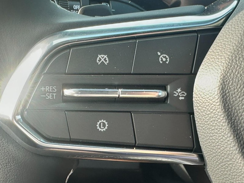 Chevrolet Traverse Vehicle Full-screen Gallery Image 13