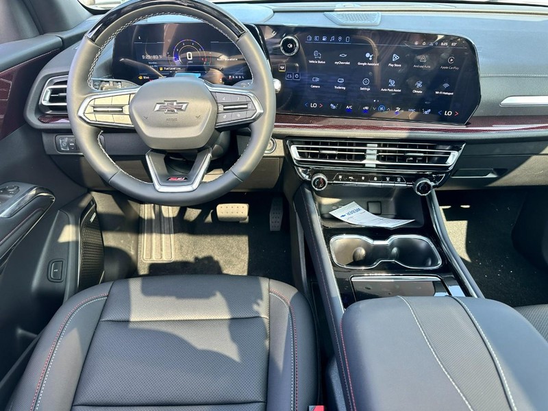 Chevrolet Traverse Vehicle Full-screen Gallery Image 8