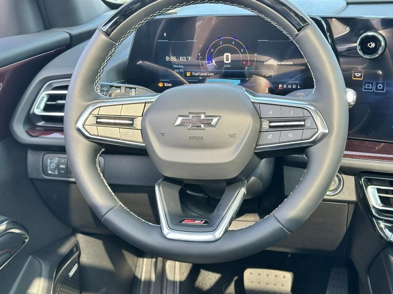 Chevrolet Traverse Vehicle Full-screen Gallery Image 9